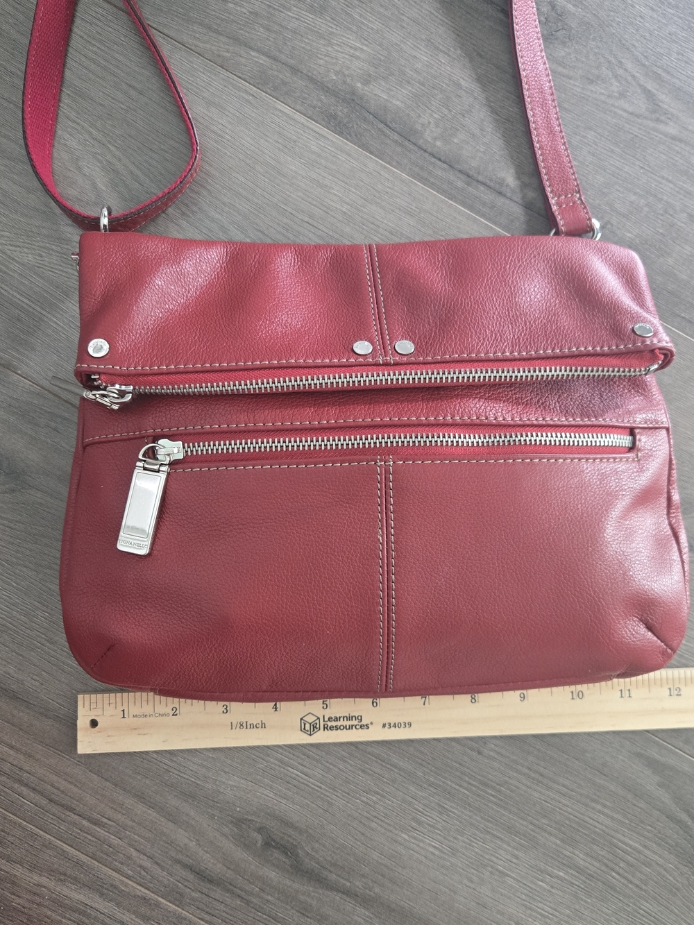 Y2K Vtg Tignanello Womens Red Pebbled Leather Crossbody Purse Handbag Med Size - Picture 13 of 16